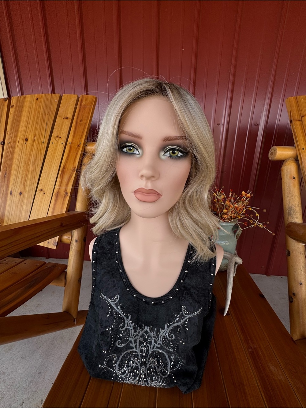 Push Vivienne HF Blonde Wavy Hair Wig - Champagne with Apple Pie
